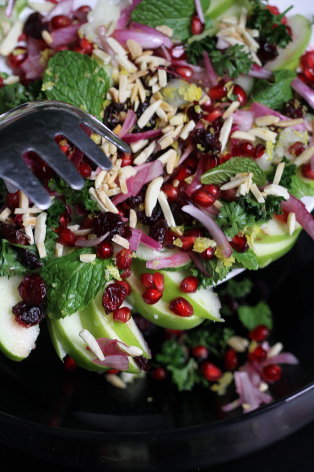 Weekend Kitchen: Pomegranate Salad